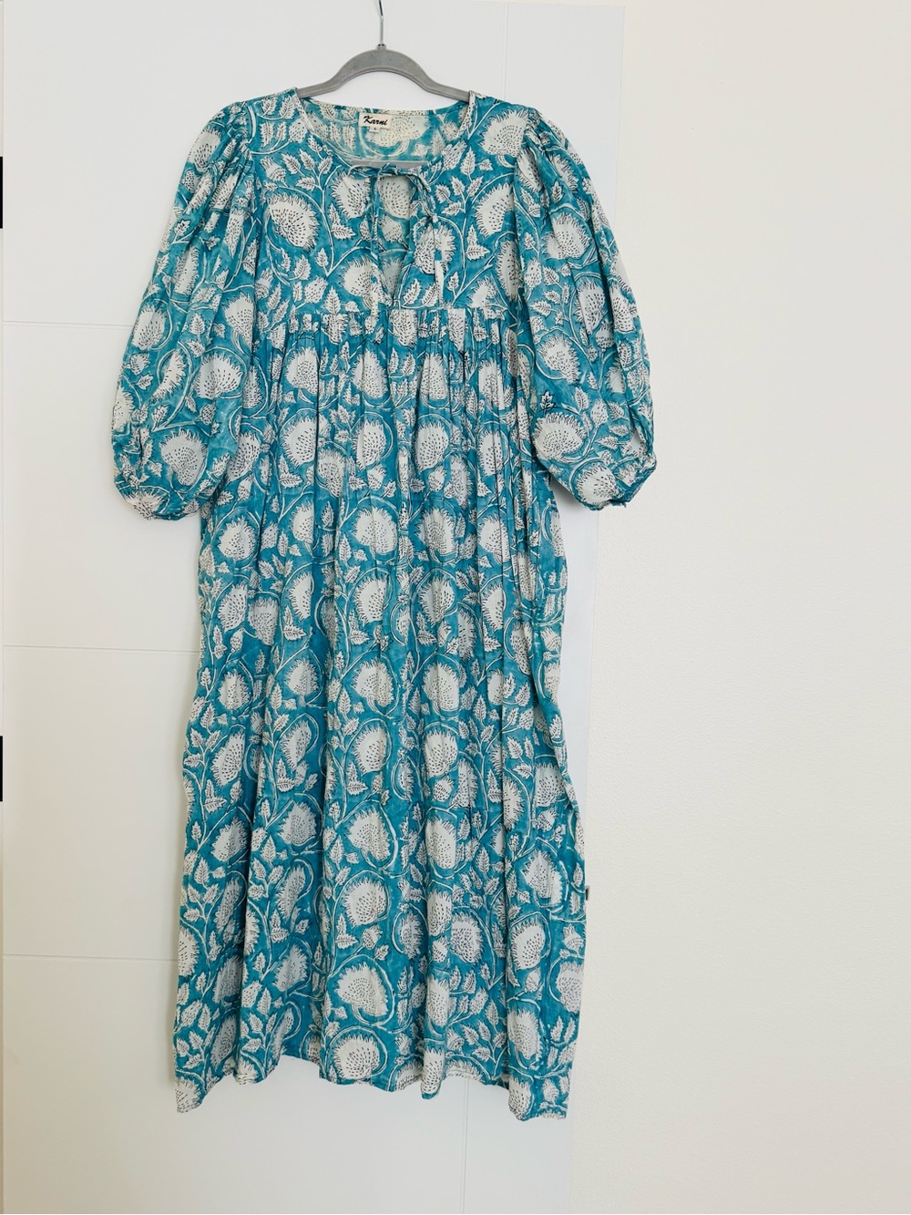 Karni Cotton  Blue Floral Printed Boho Maxi Flowy Dress Size Small  ~ EUC